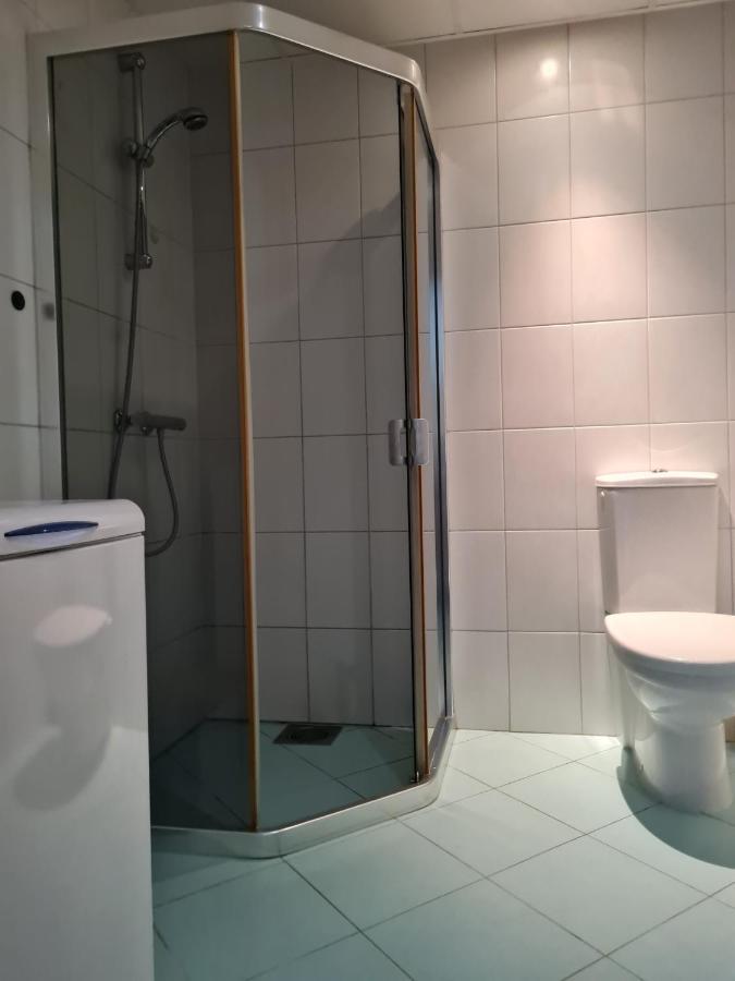 Cozy One Bedroom Apartment In City Center Tallinn Ngoại thất bức ảnh