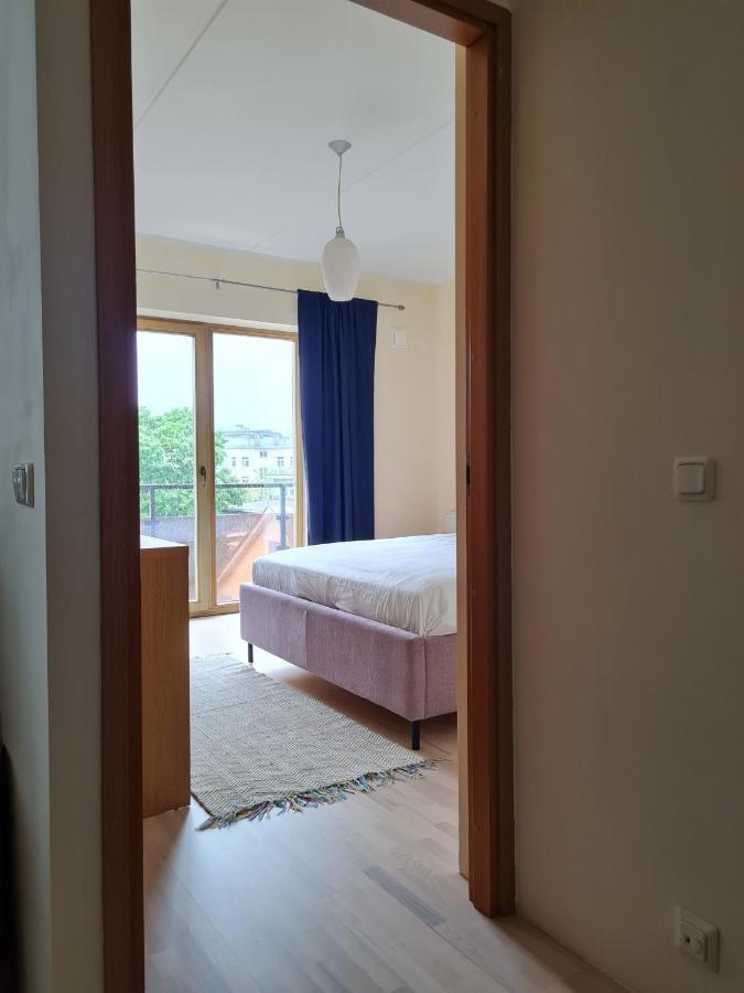 Cozy One Bedroom Apartment In City Center Tallinn Ngoại thất bức ảnh
