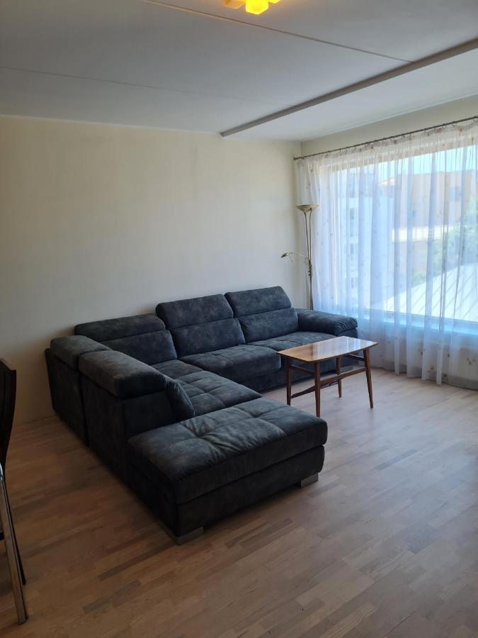 Cozy One Bedroom Apartment In City Center Tallinn Ngoại thất bức ảnh